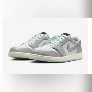 Air Jordan 1 Low 'Lunar New Year'Photon Dust Woman Size 10/ Tried On No Box